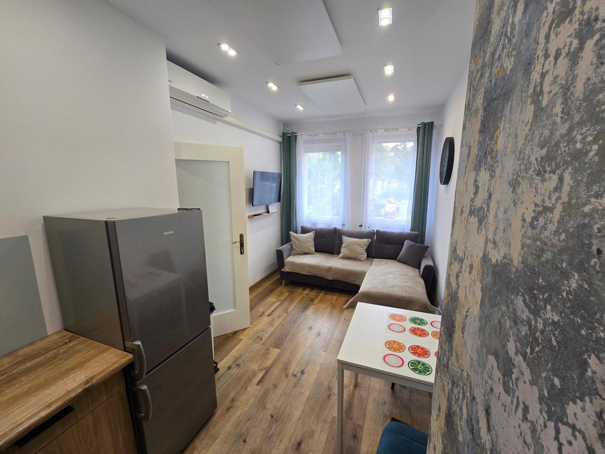 Dzialkowa Apartamento Legnica Exterior foto