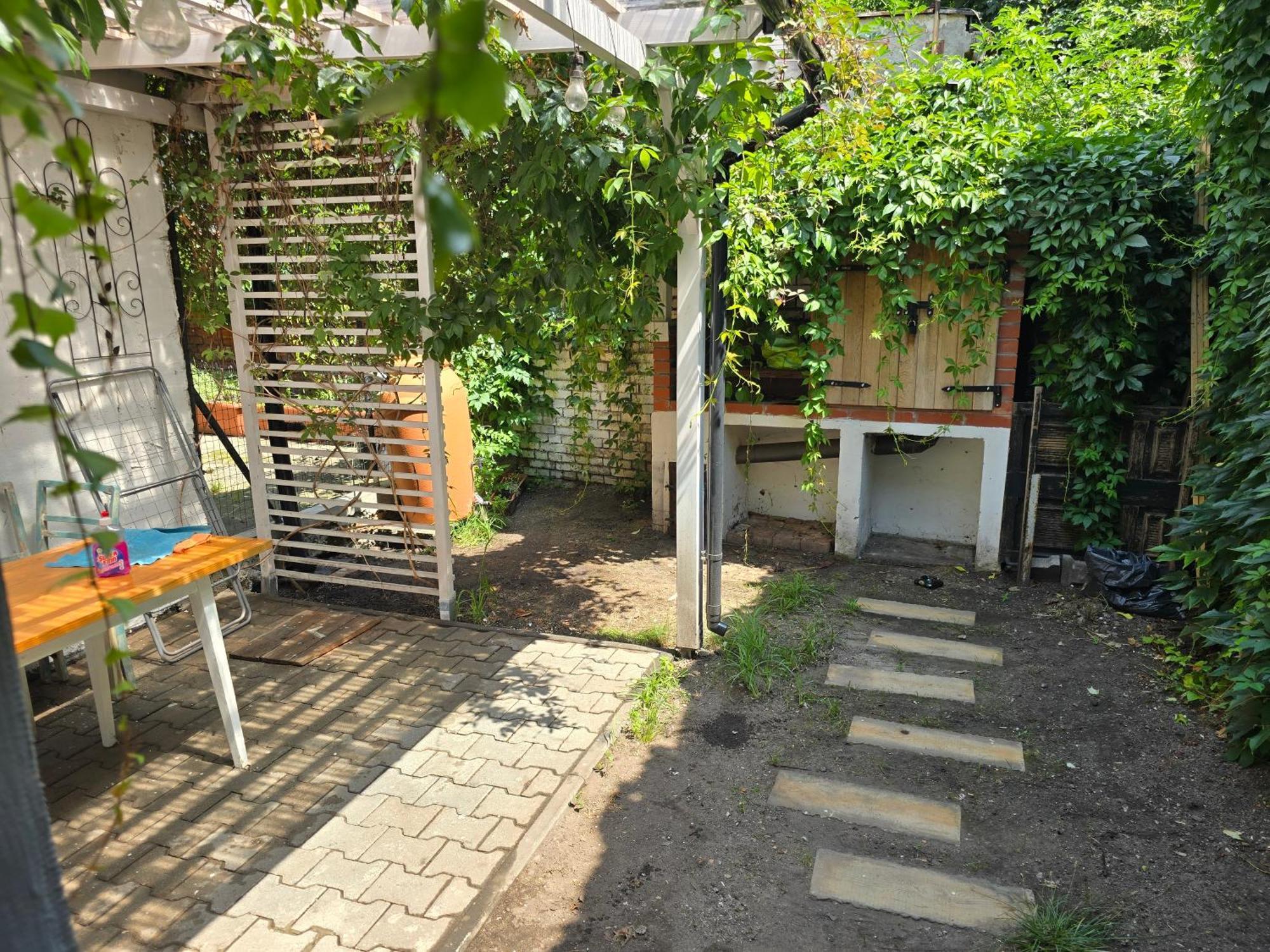 Dzialkowa Apartamento Legnica Exterior foto